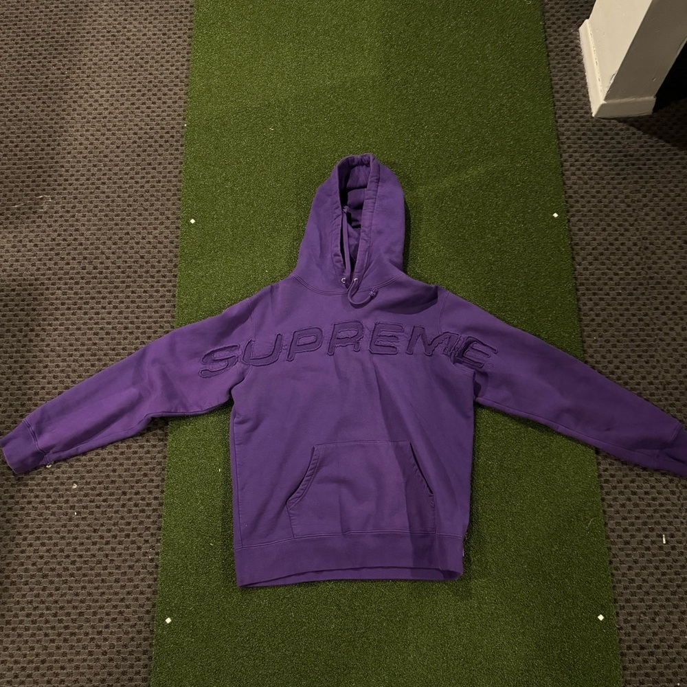 PURPLE SUPREME SWEATSHIRT 2018